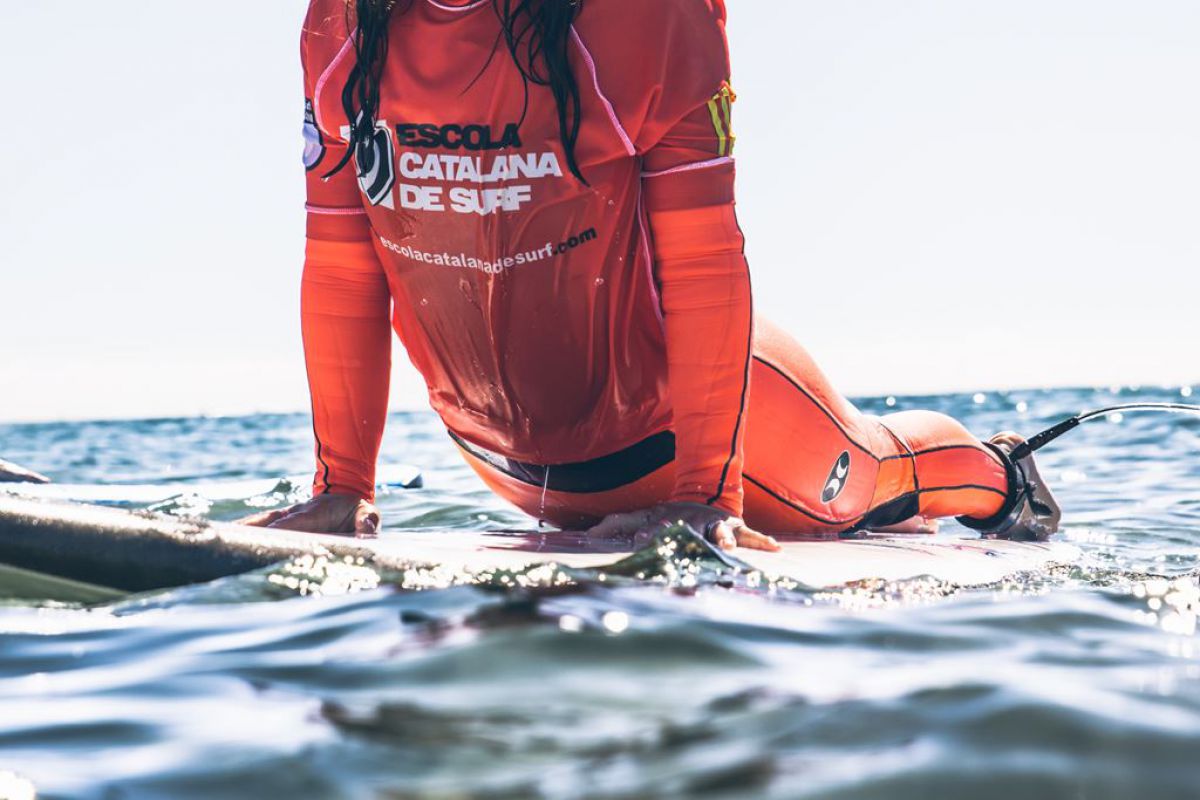 La primera escola de surf de Catalunya